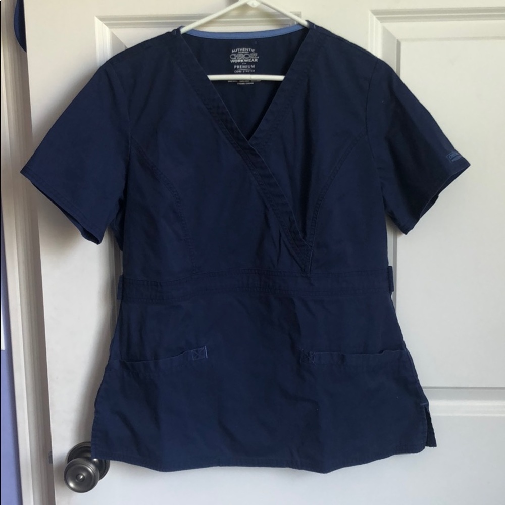 Cherokee Women’s Cur Scrub Top